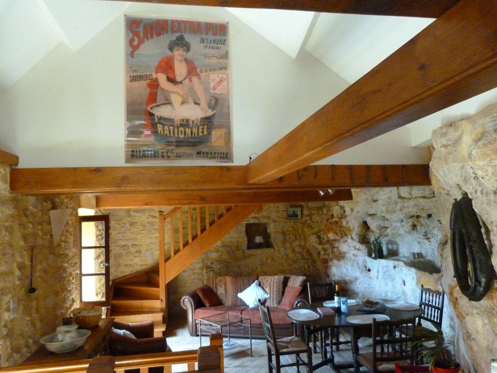Charmante Maison Troglodyte Vitrac  Esterno foto